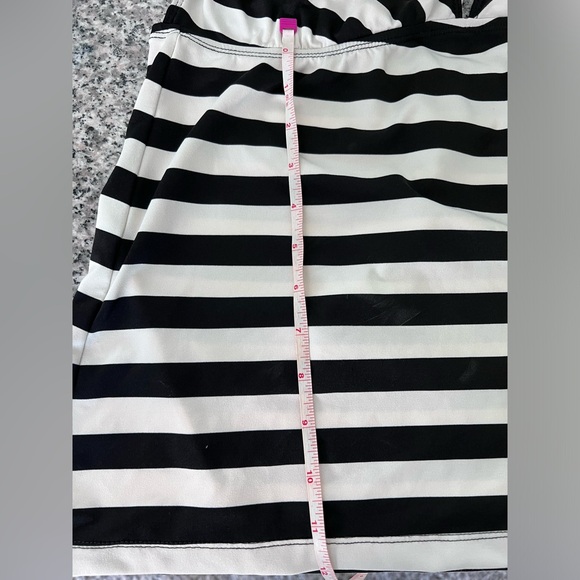 Mossimo Tankini Top - Black and White strips - Maternity - XL - Picture 7 of 8